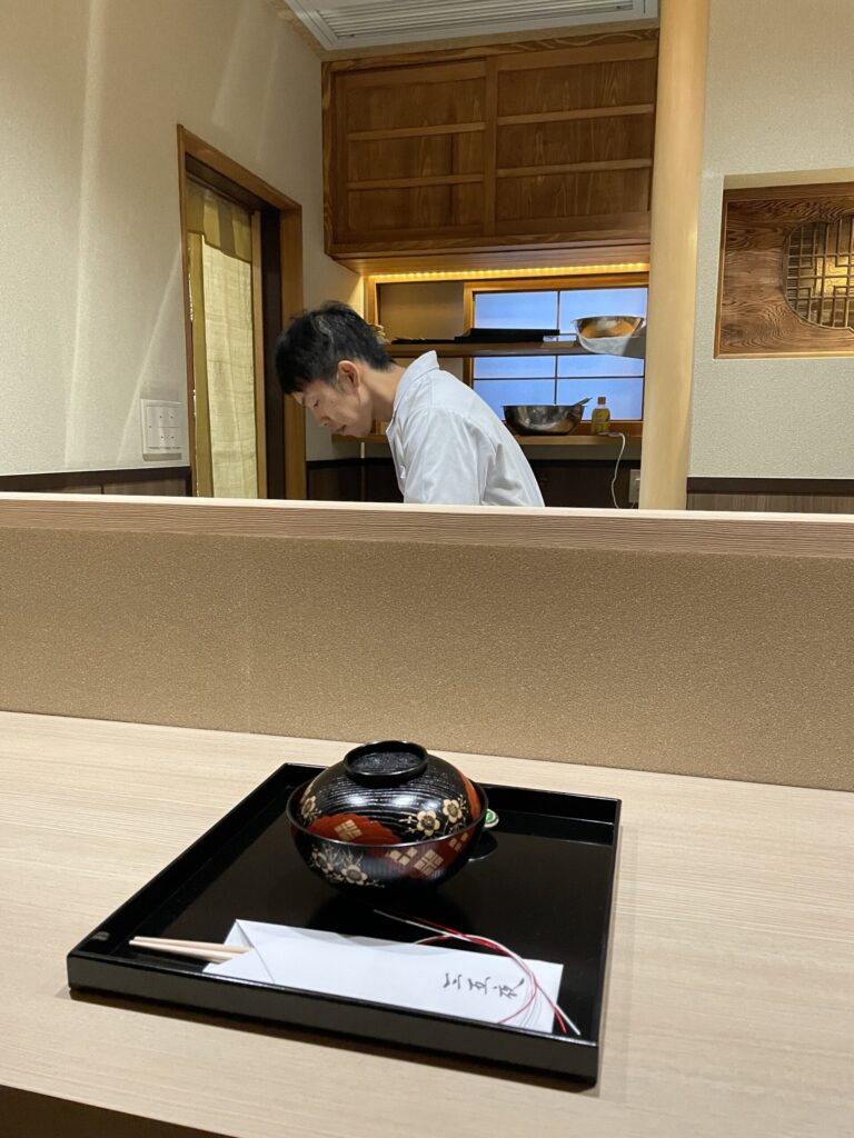 tea tearoom teaceremony　奈良　茶道　体験　nara 三五夜　さんごや　三五屋　茶会　茶室　隠れ家　にじり口　炭　風炉　掛軸　茶道具　JR奈良駅　駅前　月釜　徒歩圏内　奈良県　奈良市　三網田　濃茶　薄茶　続き薄　茶道具　茶道具販売　8月　葉月　八月　　広間　夏　観光　奈良新名所　奈良県　伝統文化　日本文化　少人数制　小寄せ　ゆったり　濃茶　薄茶　各服点て　上生菓子　干菓子　JR奈良駅　駅前　牧田旬加　出張料理人　出張料理　京料理　割烹　カウンター　懐石料理　膳　椀物　一献　料理教室　素麺　そうめん　三輪そうめん　三輪素麺　にゅうめん　柿の葉寿司　　寿司　奈良名産　名産品　奈良土産　食材　地元　月釜　茶会　小寄せ茶会　小間　にじり口　本格的　茶道　茶の湯　茶事　　茶道具　薄茶器　奈良道具　　練香　和菓子　上生菓子　パンプキンプリン　限定カフェ　隠れ家カフェ　予約制　カウンター席　カウンター　パン　抹茶　奈良　なら　nara　三五夜　三五屋　さんごや　sangoya　隠れ家　サロン　茶の湯　茶道　煎茶道　煎茶道体験　煎茶道教室　教室　和の稽古　お稽古　習い事　茶会　月釜　濃茶　各服点て　薄茶　上生菓子　干菓子　和菓子　ほっこり　のんびり　奈良の秘密スポット　JR奈良　奈良駅　旧奈良駅駅舎　駅前　駅近　徒歩2分　徒歩圏内　古民家　古民家リノベーション　改装　和室　大正レトロ　レトロモダン　料亭　茶室　にじり口　小間　広間　座敷　茶事　表千家茶道　表千家茶道教室　古典　奈良市三条町　伝統　茶道具　　アフターコロナ　感染予防対策　ワクチン接種済　ワクチン接種証明　　香会　雅楽　日本舞踊　個別レッスン　初心者歓迎　堂後茶道教室　堂後宗邑　ならまち　奈良町　表千家　表千家茶道教室　 月釜　茶会　小寄せ茶会　小間　にじり口　本格的　茶道　茶の湯　茶事　正午の茶事　茶事教室　寄付き　出会い　蹲踞　蹲　炭点前　初炭　点前　盆香合　タイ王室　羅国　香木　五味六国　沈香　高台寺蒔絵　炉縁　抱清棚　八寸　千鳥　千鳥の盃　懐石料理　本懐石　盃事　大講堂釜　炉　名残　にじり口　牧田旬加　料理人　和食　出張料理　間借り　割烹　台所方　包丁方　料理方　　初釜　雑煮　白味噌雑煮　料亭　美味しい　正月　初詣　奈良の正月　夜咄　二月　冬の茶事 いけばな　生け花　華道　華道教室　いけばな教室　生け花教室　山村御流　円照寺　雲龍梅　ウンリュウバイ　三光松　サンコウマツ　レッドウィロー　椿　ツバキ　つばき　雪月花　五葉松　ゴヨウマツ　千両　千両　梅ズワエ　ずわい　梅　仏手柑　柿　隼人瓜　ハヤトウリ　吉祥草　キッショウソウ　苫朴　生駒敦　生駒瓢　華道家　アーティスト　フラワーワレンジメント　フラワーアーティスト　　正月　新春　初釜　雑煮　お雑煮　白味噌　初詣　春日大社　東大寺　奈良の神社　奈良の寺　令和八年　2026年　午年